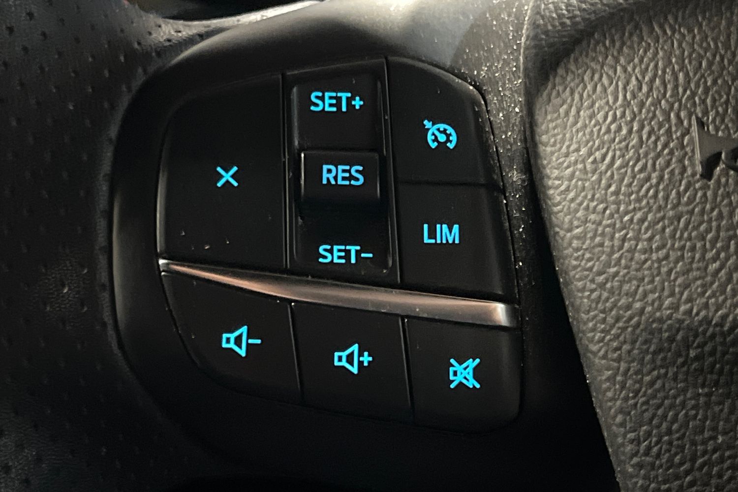 Ford KUGA Photo 41