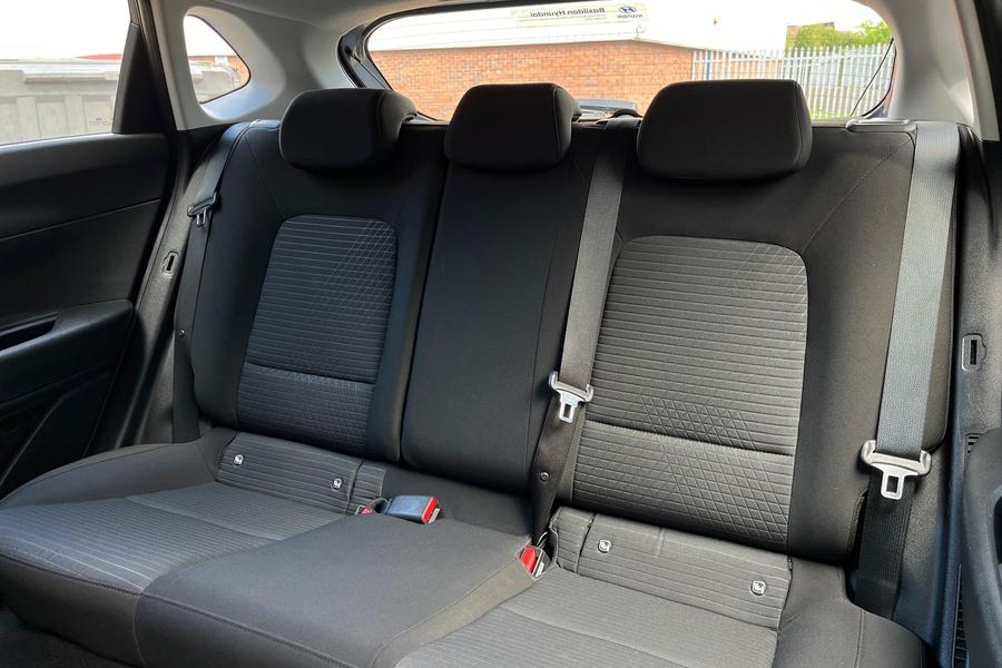 Hyundai i20 Photo autoimg-115823e6ba2d6b7bfdd66fa36faf308e2ad4e34f.jpg