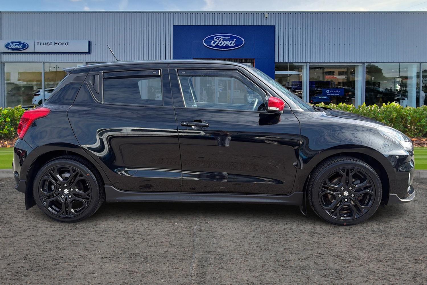 Suzuki SWIFT Photo 2