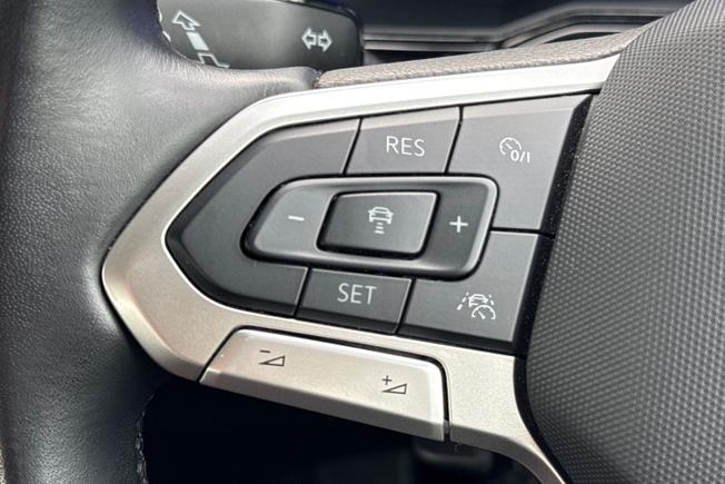 VOLKSWAGEN Polo Photo 16