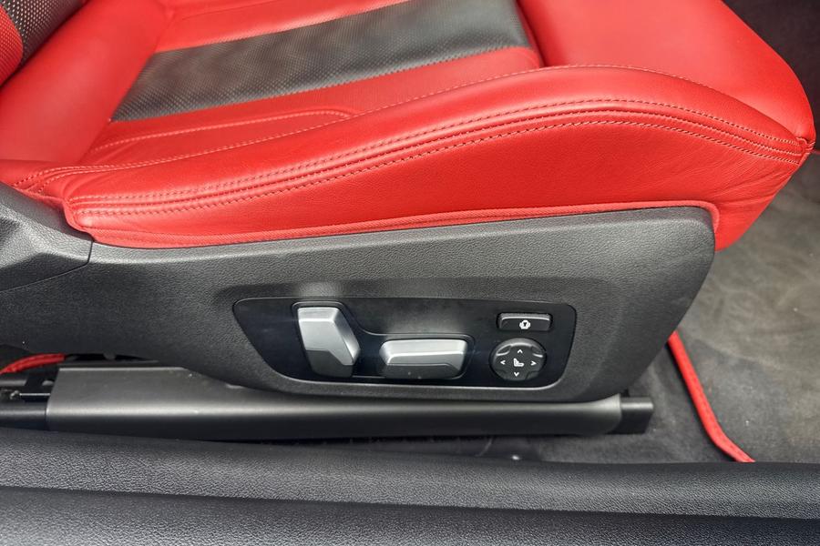 BMW M4 Photo autoimg-115c9fc12da5bfaa18bea355d93001839960d4fa.jpg