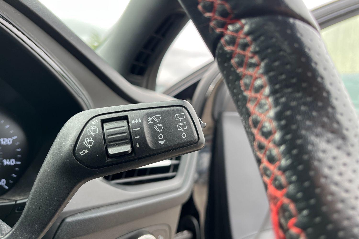 Ford FOCUS Photo 14