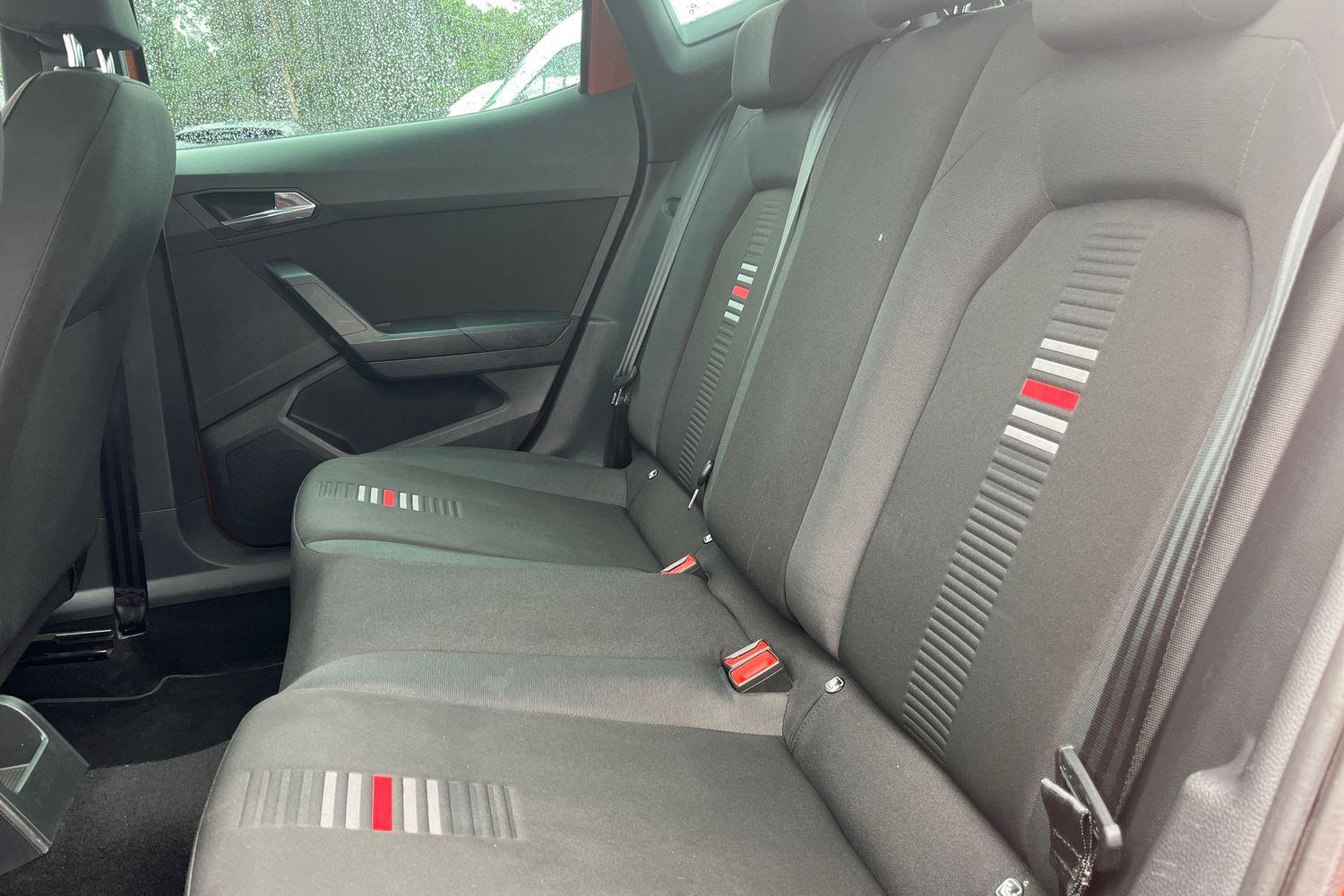 SEAT Arona Photo 19