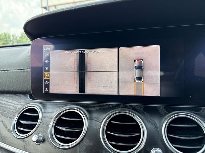 MERCEDES-BENZ E Class Photo 43