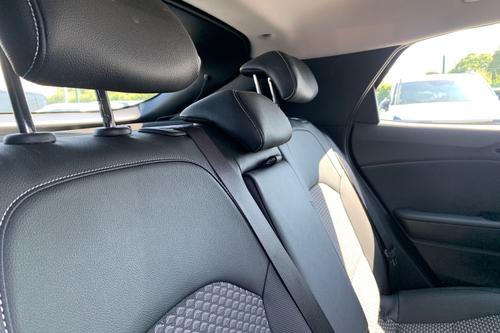 Kia XCEED Photo autoimg-116363db6f0254ad197051c26de0478b6eda8c80.jpg