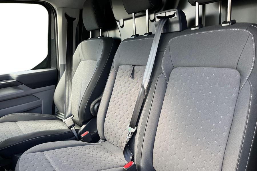 Ford TRANSIT CUSTOM Photo autoimg-11643df3c5984c0d8aed87b6a8f0080ff959f116.jpg