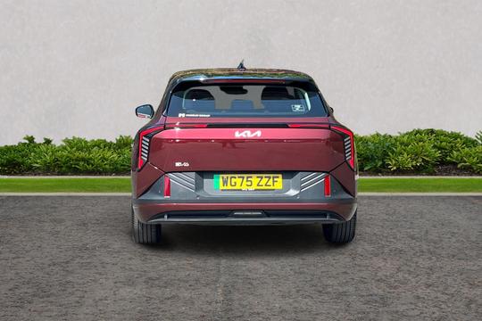 Kia EV4 Photo autoimg-116510a33663df425a51da4e1342f75e60c63d40.jpg