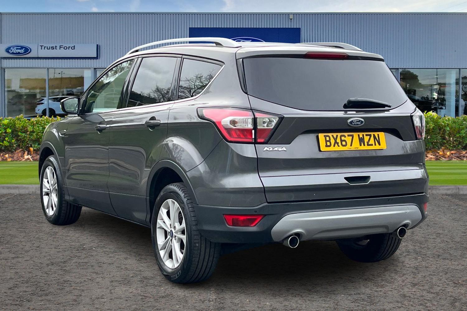 Ford KUGA Photo 1