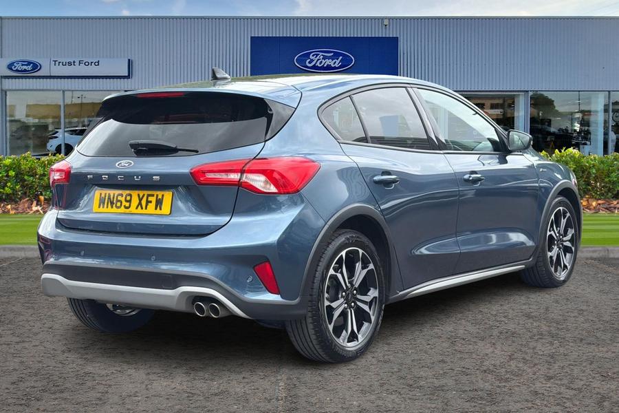 Ford FOCUS Photo autoimg-11677ce3e15b12a8b3ba161afd41811bdb8e6f53.jpg