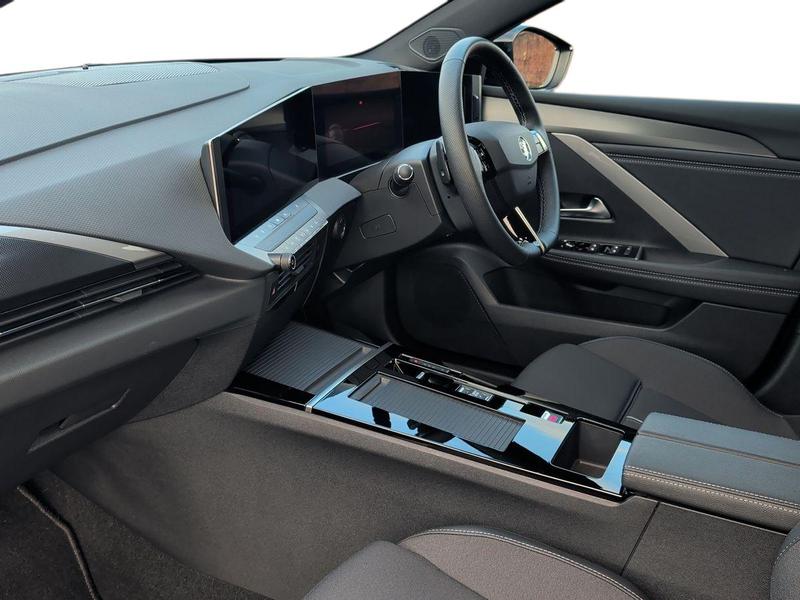 Used Vauxhall Astra BJ73UXY 17