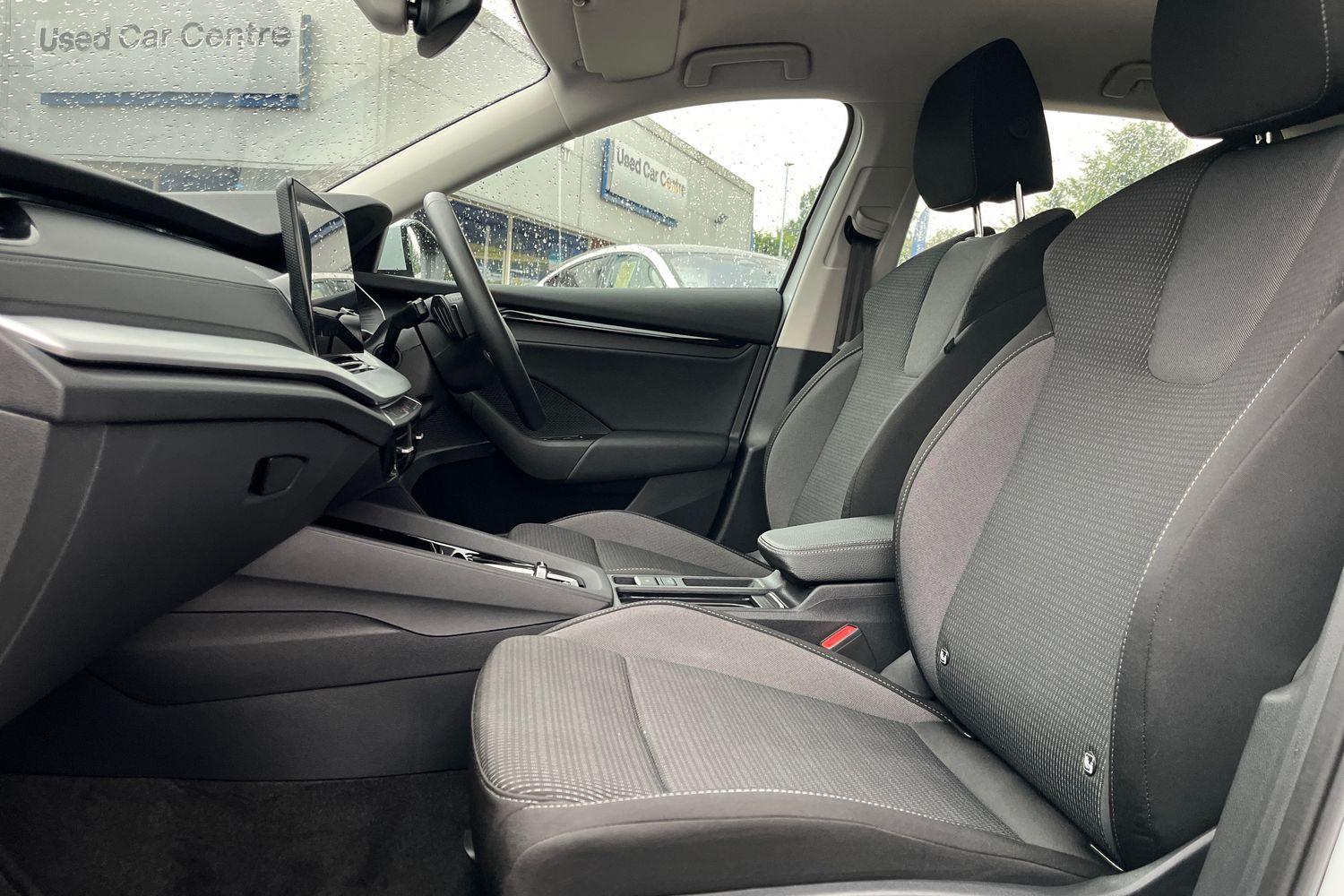 Skoda OCTAVIA Photo 18