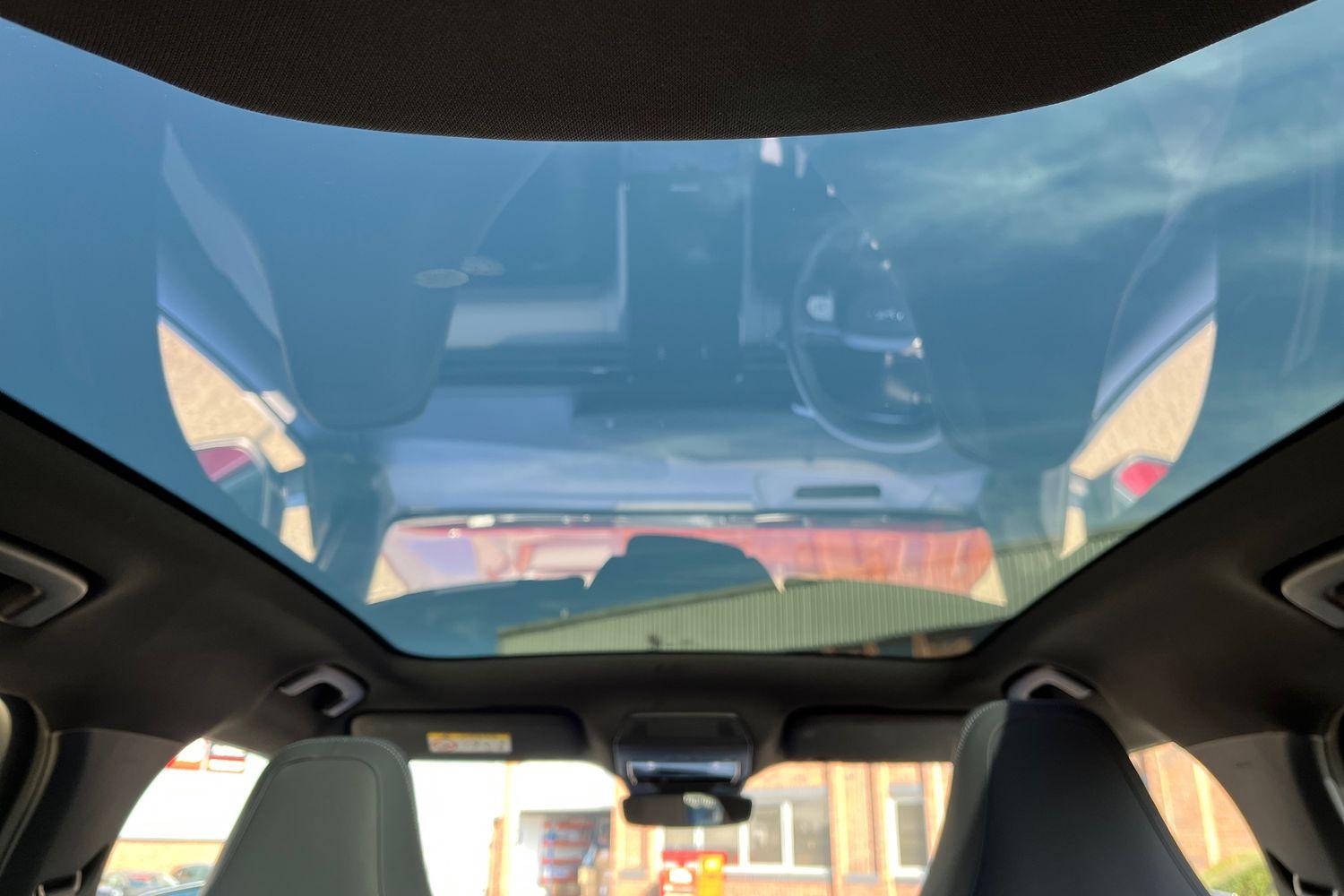 Ford Explorer Photo 22
