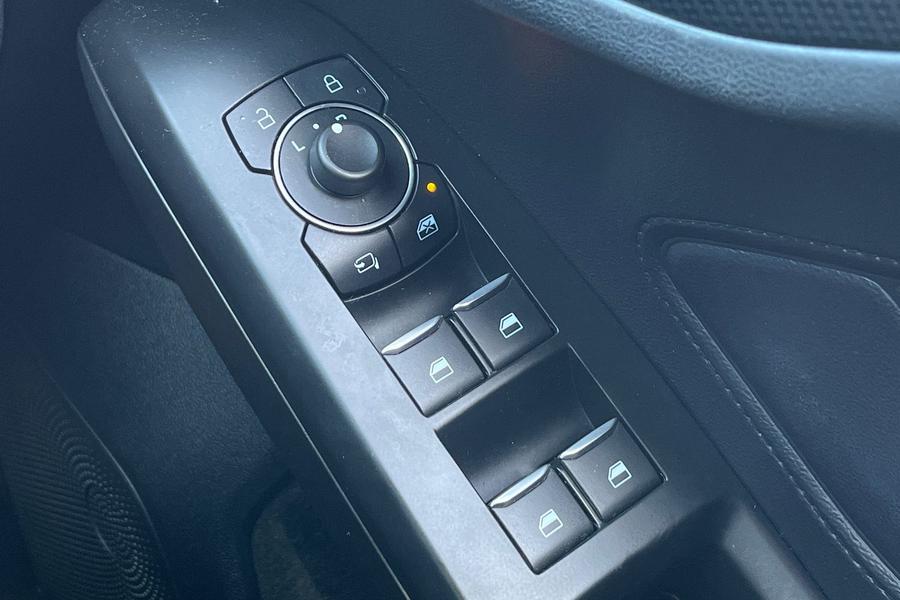 Ford Focus Photo autoimg-1173f1ca1e3b4e23314235f3df7338fee61332b3.jpg