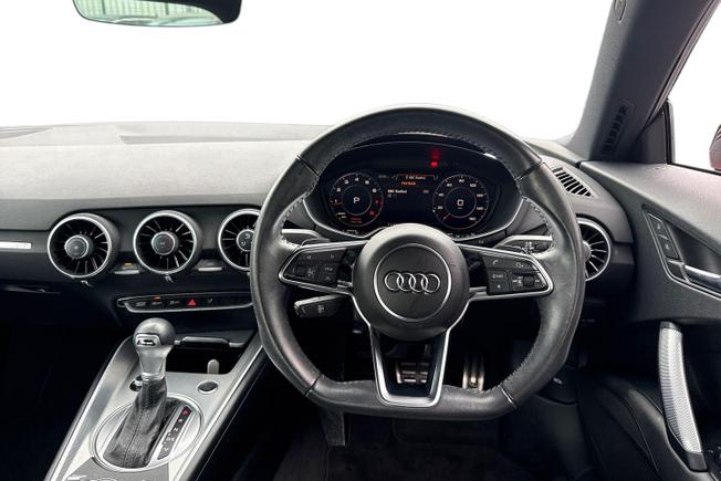 AUDI TT Photo 11