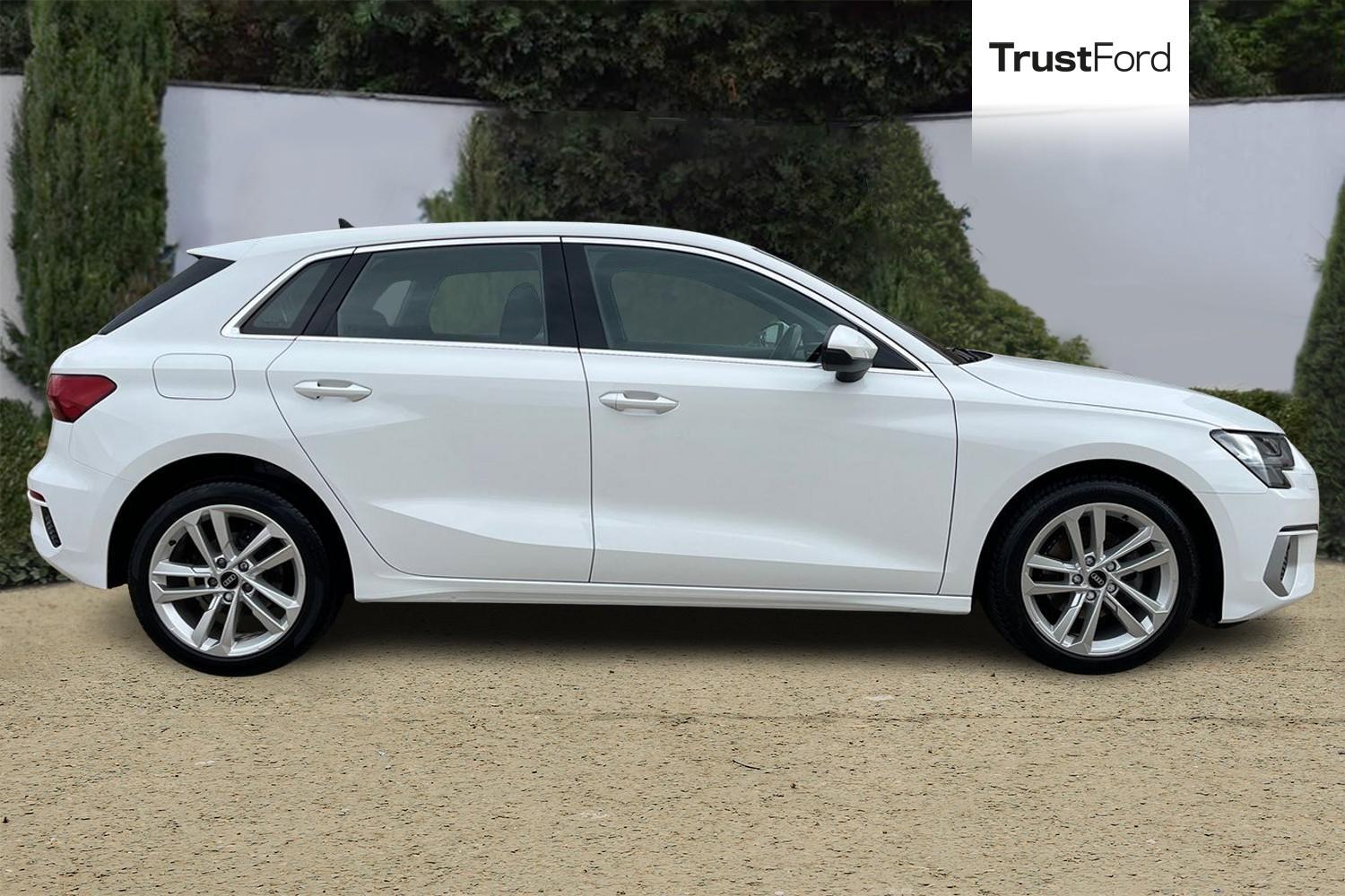Audi A3 Photo 2