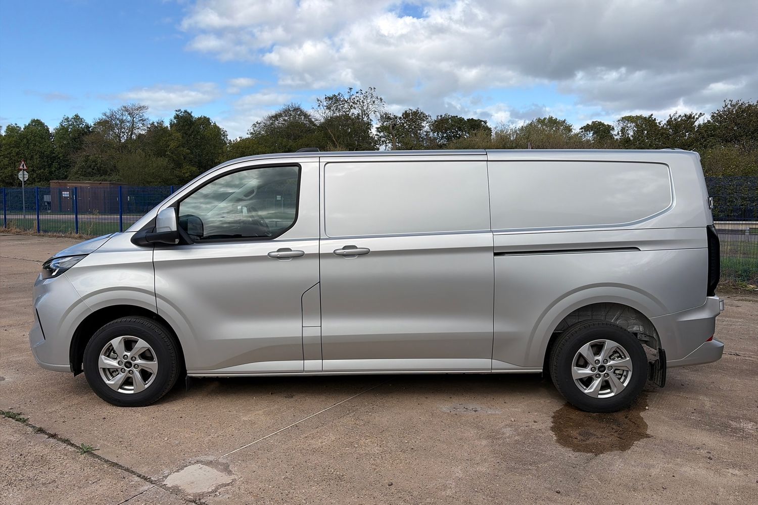 Ford TRANSIT CUSTOM Photo 22