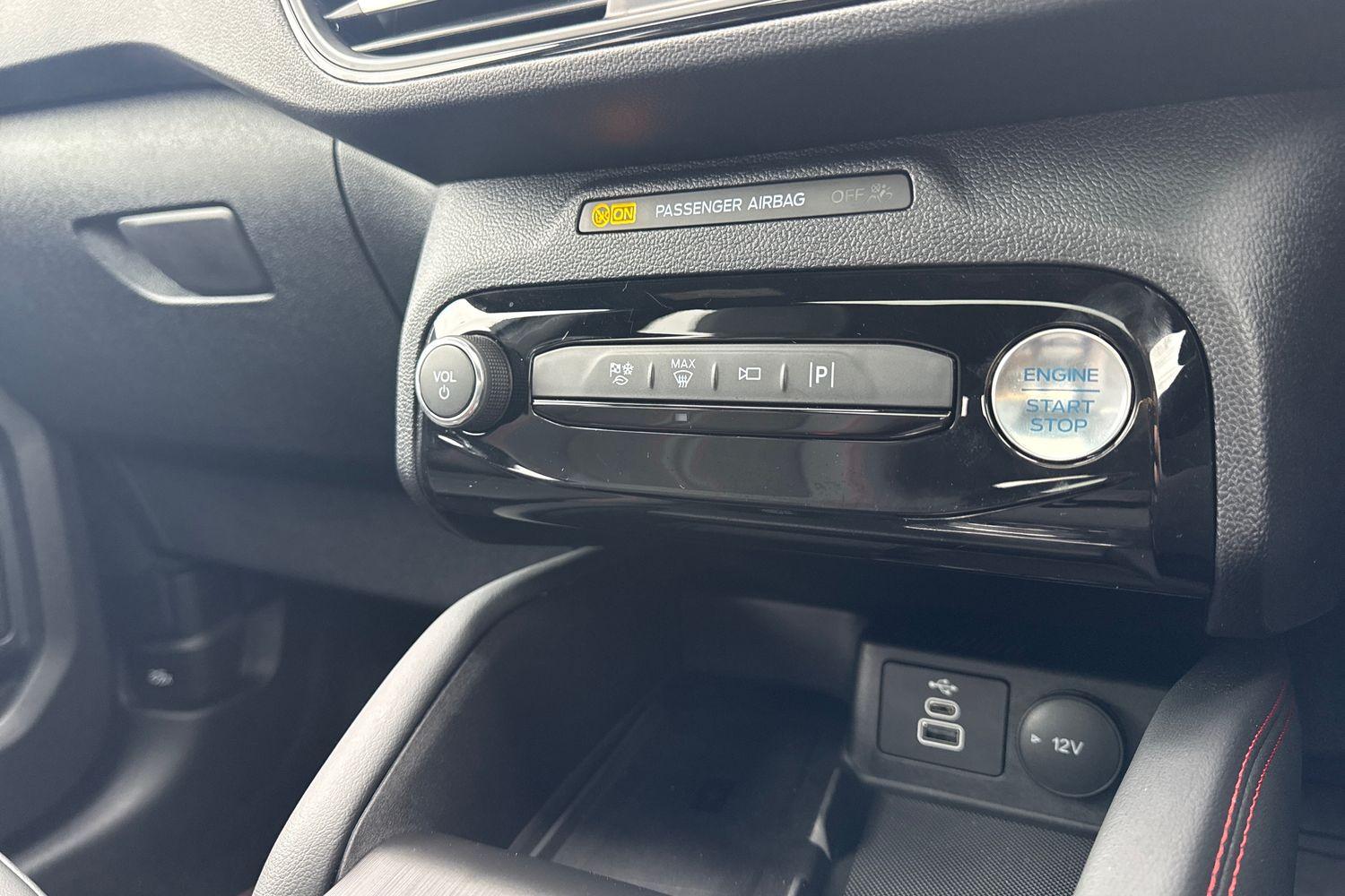 Ford KUGA Photo 33