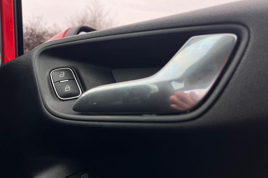 Ford Fiesta Photo autoimg-118026194b34b5f8a3e06d916c8a6727ebbdf4e0.jpg