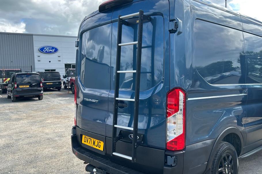 Used Ford TRANSIT OV71WJG 19