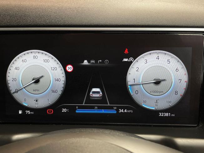 HYUNDAI Tucson Photo 15