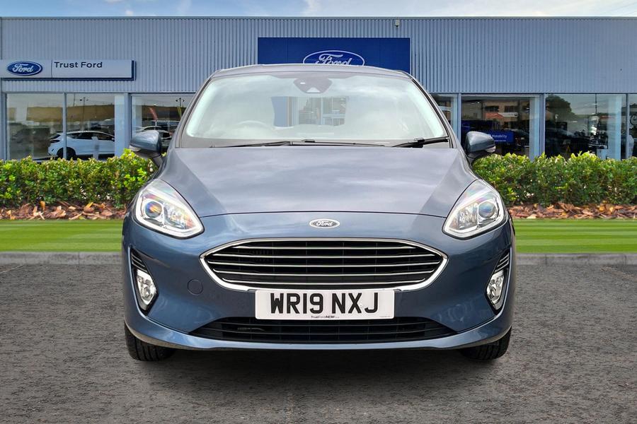 Ford FIESTA Photo autoimg-1182a66ffd3894b9c41859d0038c42d6a17588ad.jpg