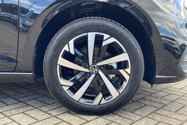 VOLKSWAGEN Polo Photo 5