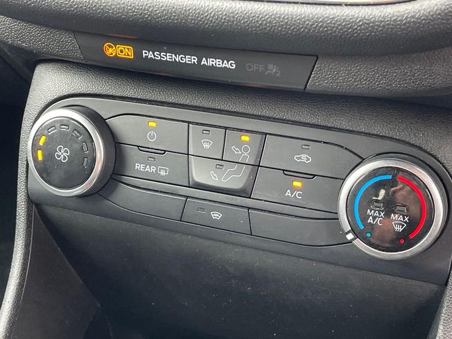FORD Fiesta Photo 36