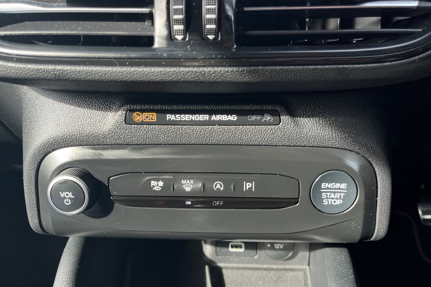 Ford FOCUS Photo 35