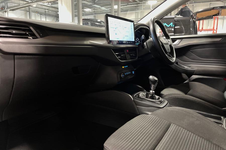 Ford FOCUS Photo autoimg-1189efedd4c82aac96b80c8b5f2fad2b8aba53b4.jpg