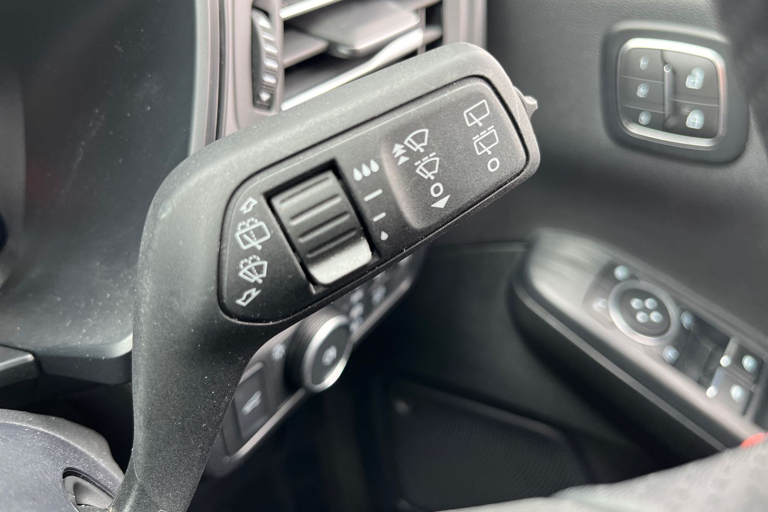 Ford Kuga Photo 14
