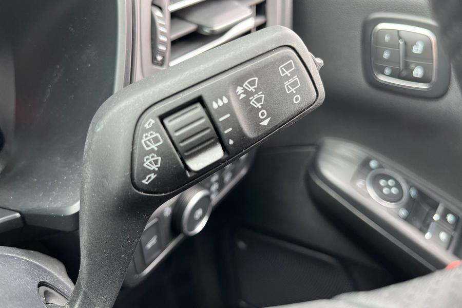 Ford Kuga Photo autoimg-118de8b714ca828f59271fa5073d2e105525bb7d.jpg