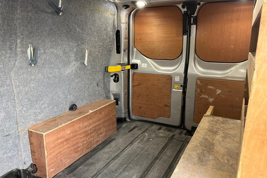 Used Ford TRANSIT CUSTOM FL71VDM 4