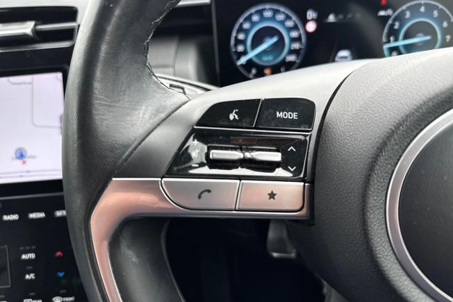 HYUNDAI Tucson Photo 16