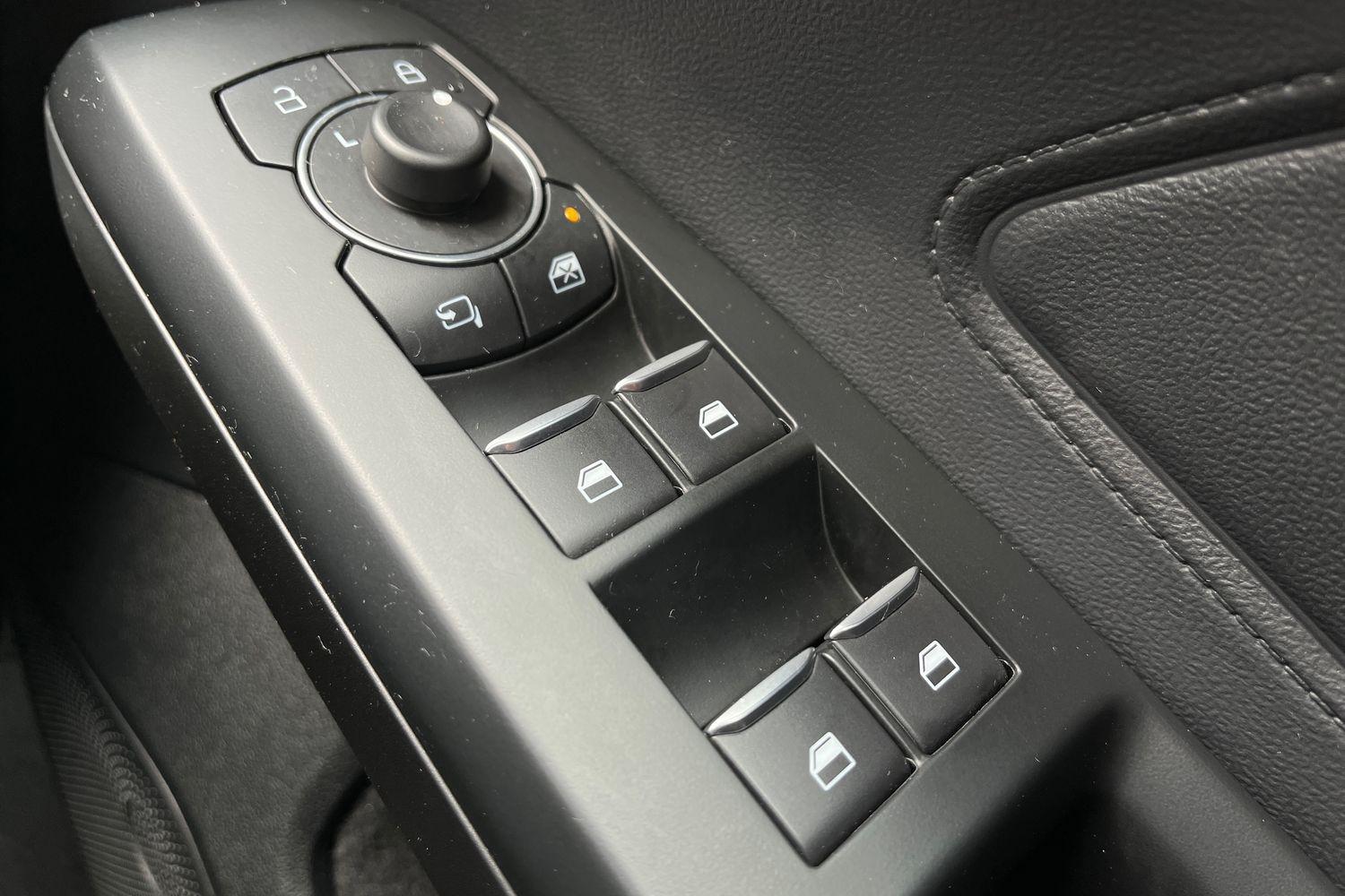 Ford Focus Photo 15