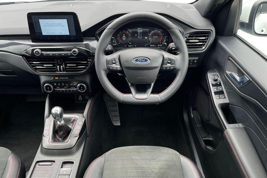 Ford Kuga Photo autoimg-1197af29ba17d92936ccdcda597d48a2308afba0.jpg