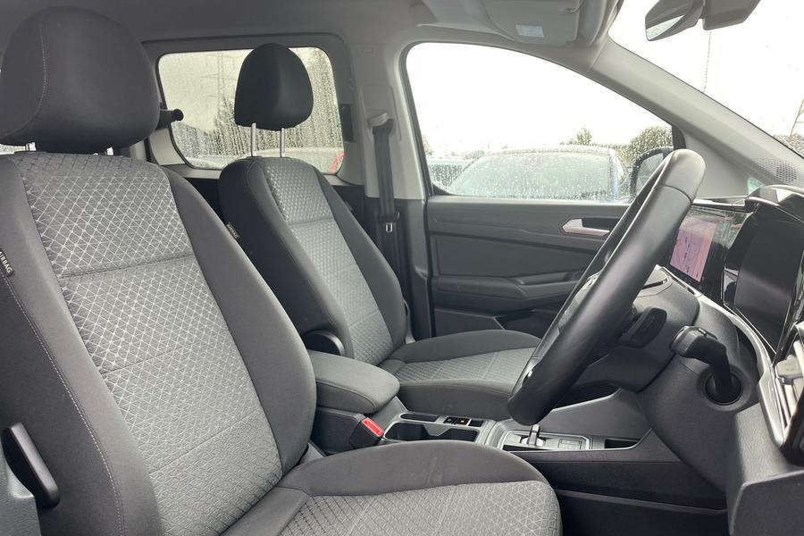 Ford Grand Tourneo Connect Photo autoimg-1198ddfc9d9e14ef62bd429a3ebf7dc2a3a5174e.jpg