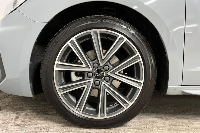 Audi A1 Photo 5