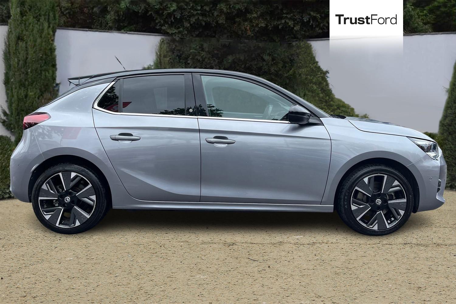 Vauxhall CORSA Photo 2
