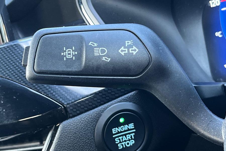 Ford KUGA Photo autoimg-11a542d3a4b4516bfb11420418fb1b5d85e80b88.jpg