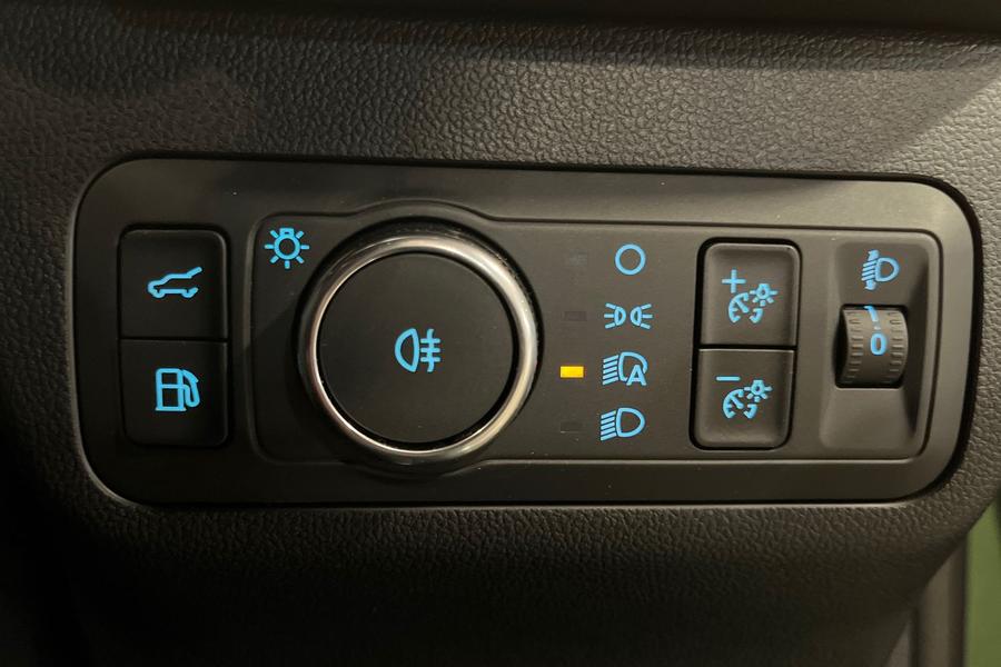 Ford KUGA Photo autoimg-11a629c511349f84360f25d14ddb35f015c53f43.jpg