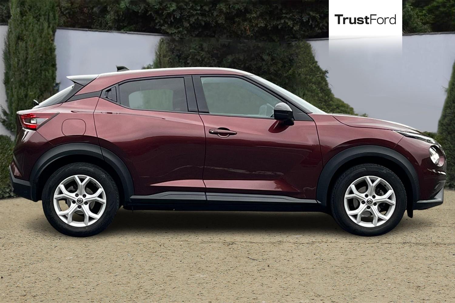 Nissan Juke Photo 2
