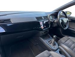 SEAT Ibiza Photo 2