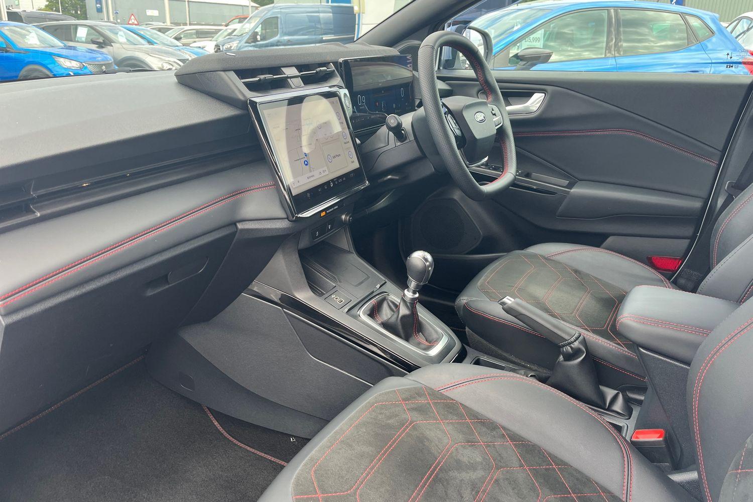 Ford PUMA Photo 17
