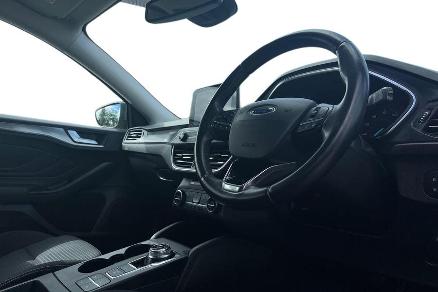 Ford Focus Photo autoimg-11b6ece5fa06317f880e35e6e82500f12adb61d3.jpg