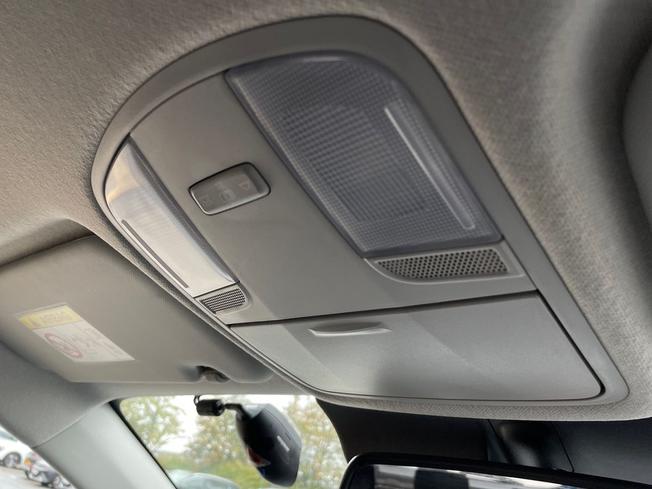 KIA Stonic Photo 49