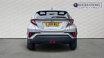Toyota C-HR Photo 5