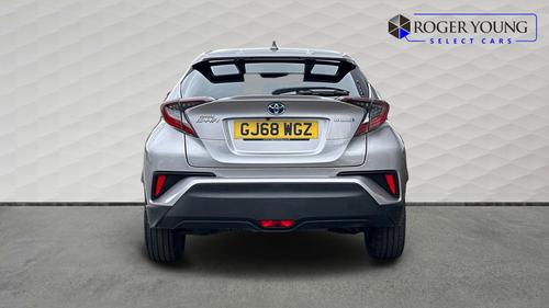 Toyota C-HR Photo autoimg-11b7736f093bf6981ad607f3c4370764cf26cb1e.jpg