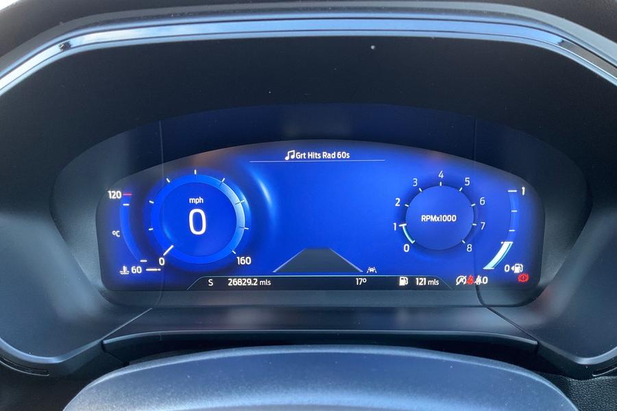 Ford KUGA Photo autoimg-11b86f326efe026af530a0fbb8a39144004c62ff.jpg