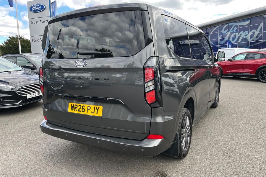 Ford TOURNEO CUSTOM Photo autoimg-11ba04022e2d4acea4f9b21022c1c8bafffaff2f.jpg