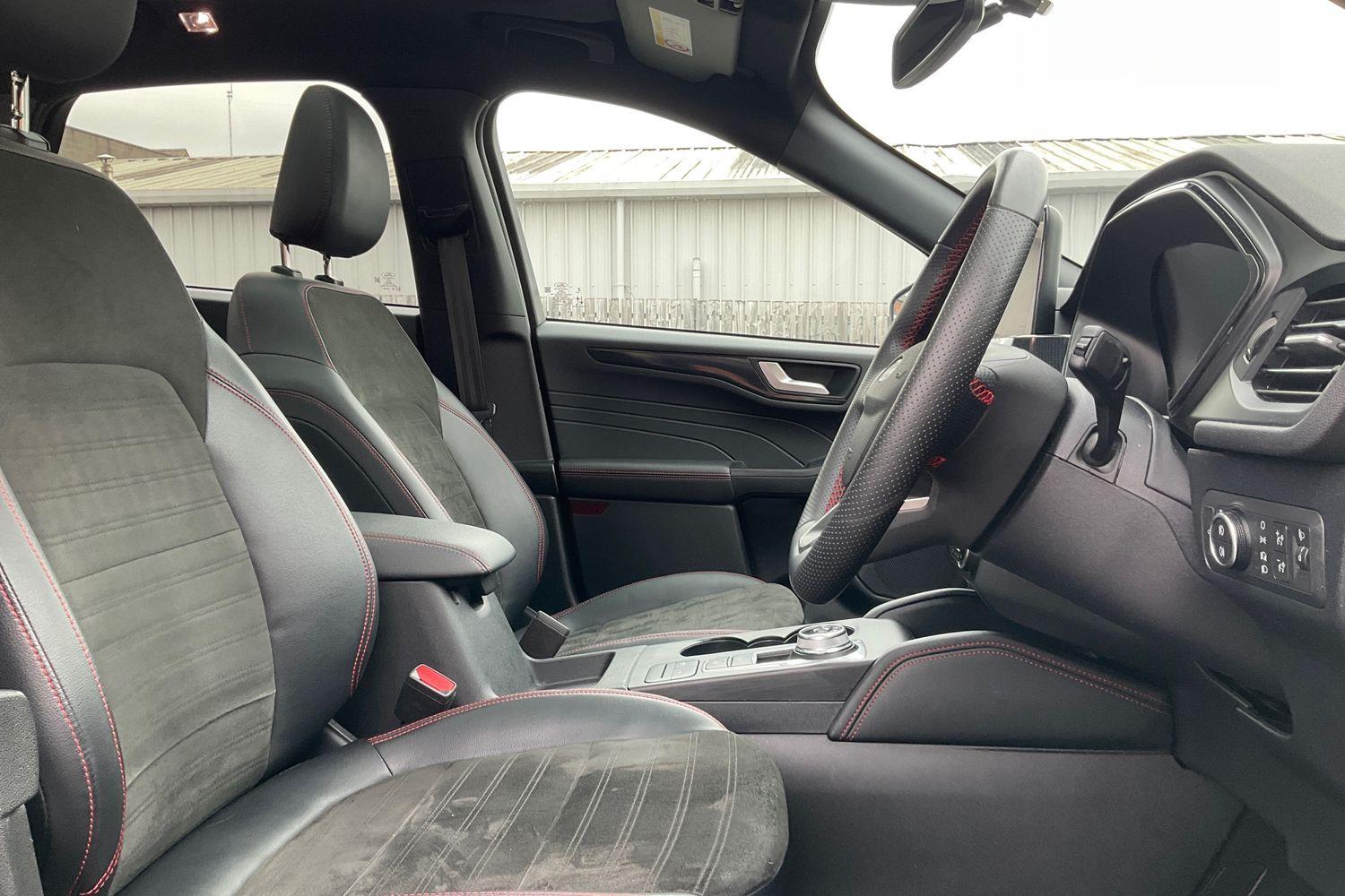 Ford KUGA Photo 16